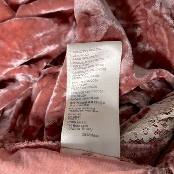 NEW! Free People Truly Yours Crushed Velvet Top Size XS - Picture 10 of 10